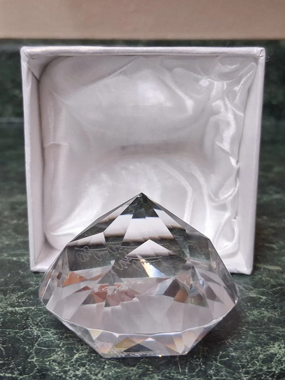 Oleg Cassini Clear Crystal Decorative Paperweight Round Diamond